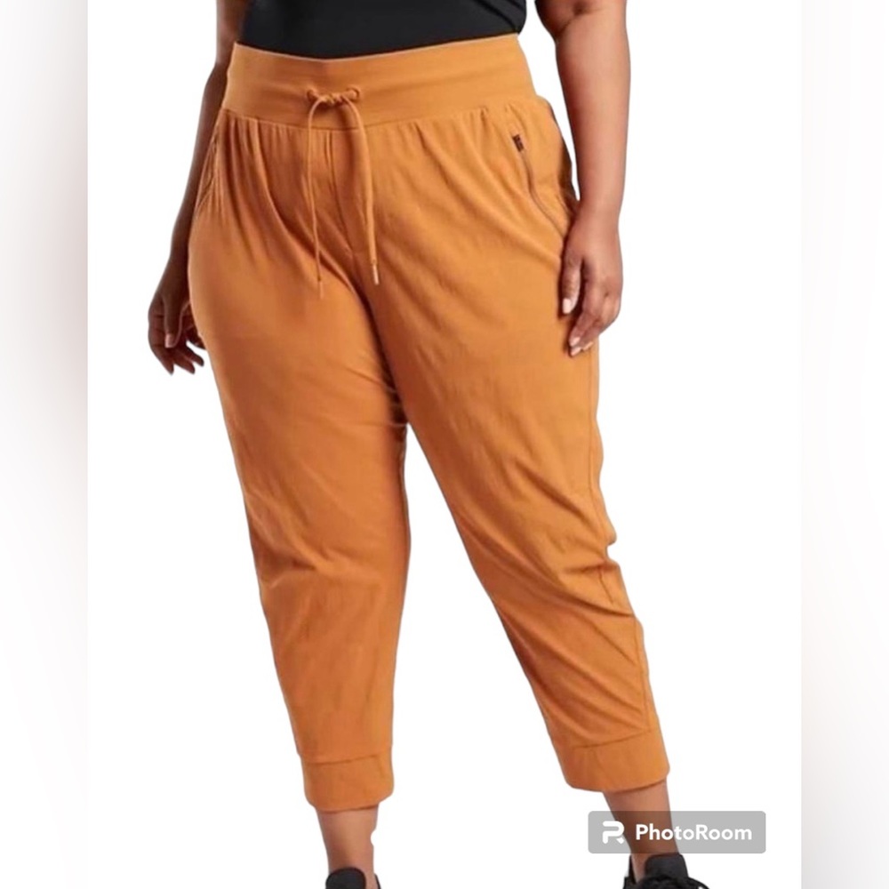 Athleta NWT Women’s‎ Trekkie North Joggers Cattail Brown Size 24